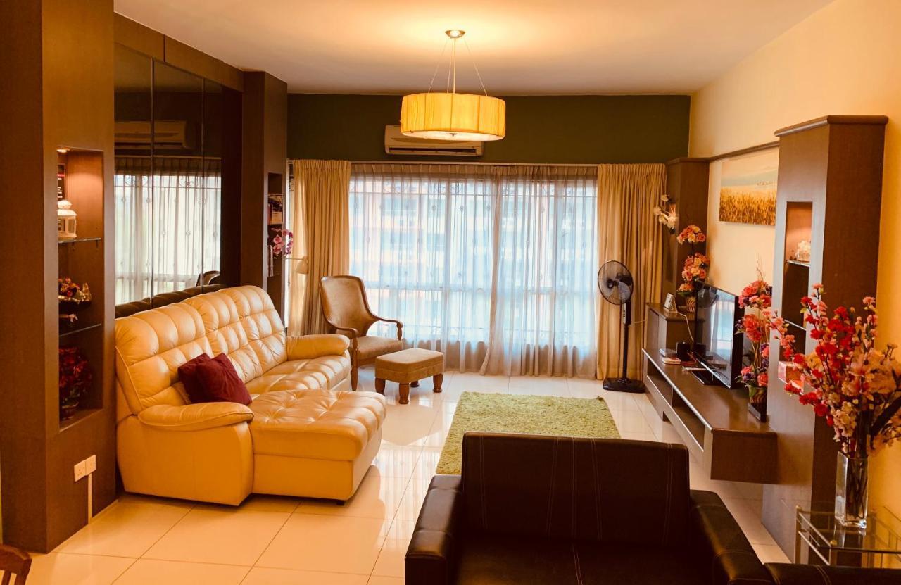 Qaiser Executive Stay East Lake Residence Kampong Bohol Exterior photo